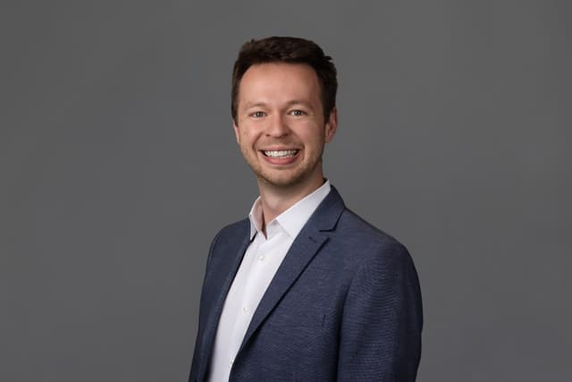 Alex Wilton — Austin Apartment Locator