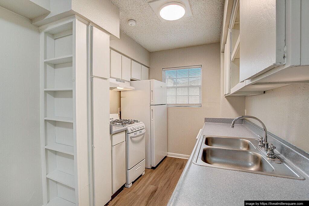 Apartment in Central