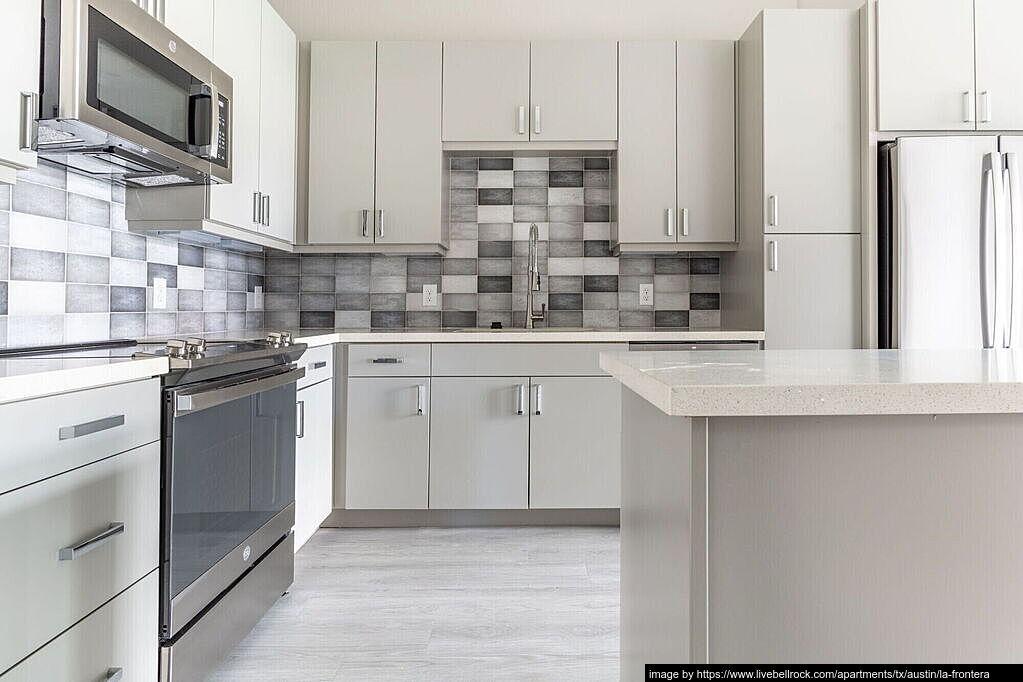 Apartment in Wells Branch