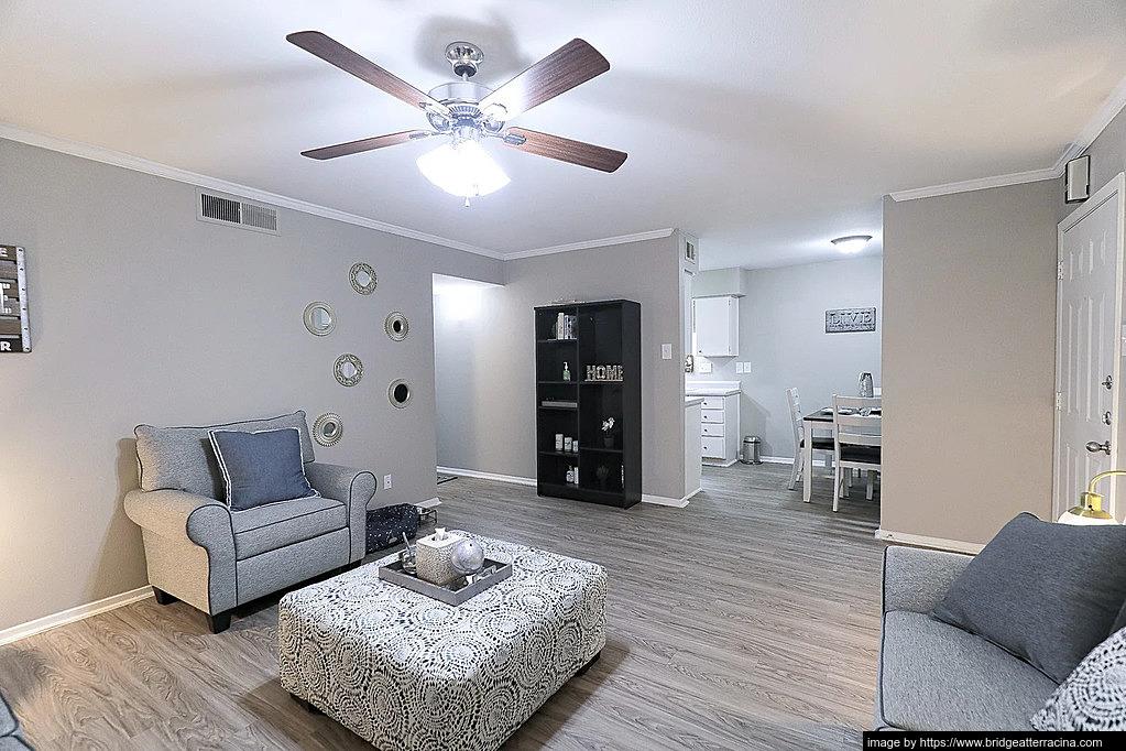 Apartment in Far West