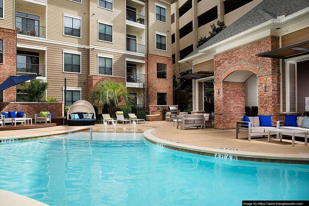 Apartment in Central