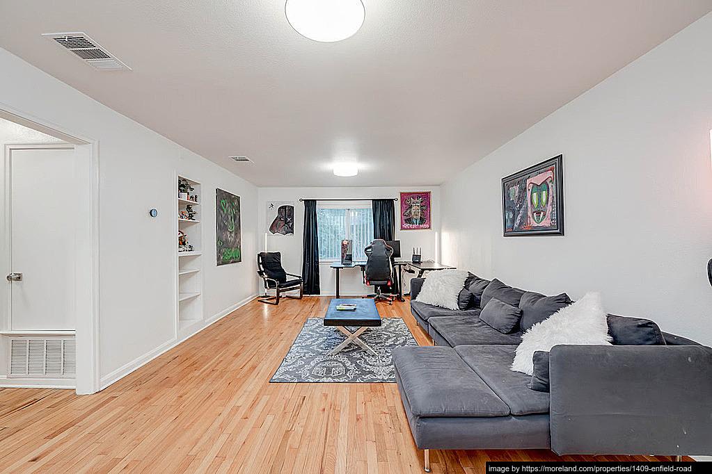 Apartment in Downtown