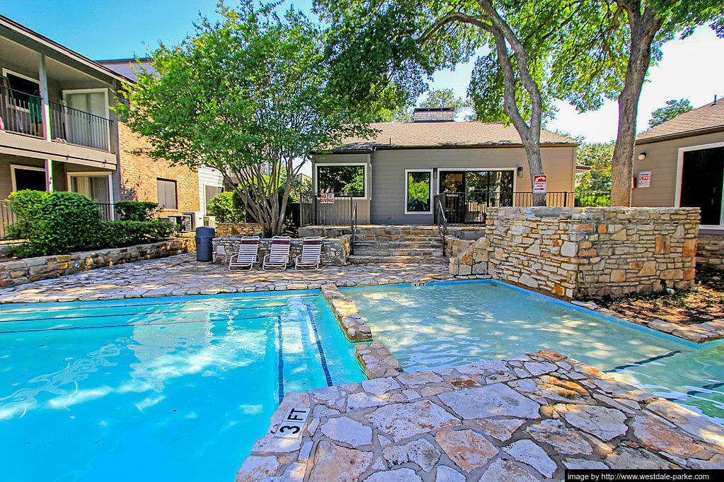 Apartment in Far West