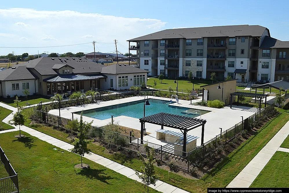 Apartment in Far East