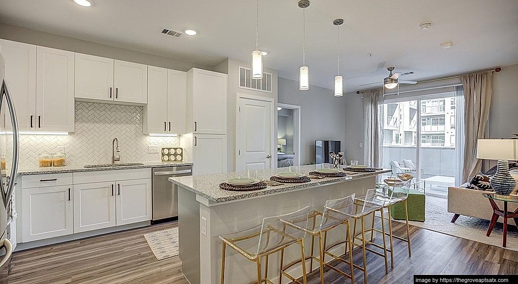 Apartment in Central